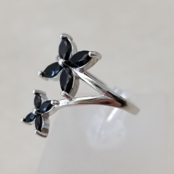 Sterling Silver Black Spinel Flower Ring - Picture 2 of 8